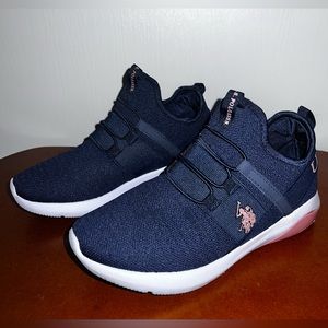 USPA Women’s Slip on Shoe Size 7.5